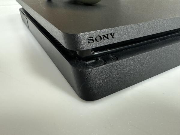 PS4 1TB w 1 controller | NEGOTIABLE - 5