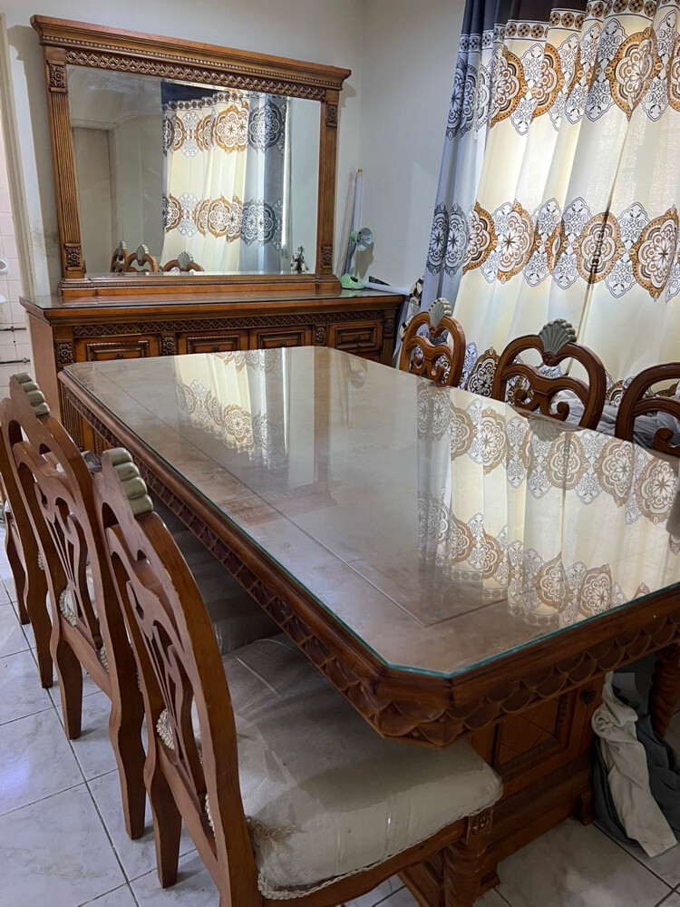طاولة طعام و مرايه - 2