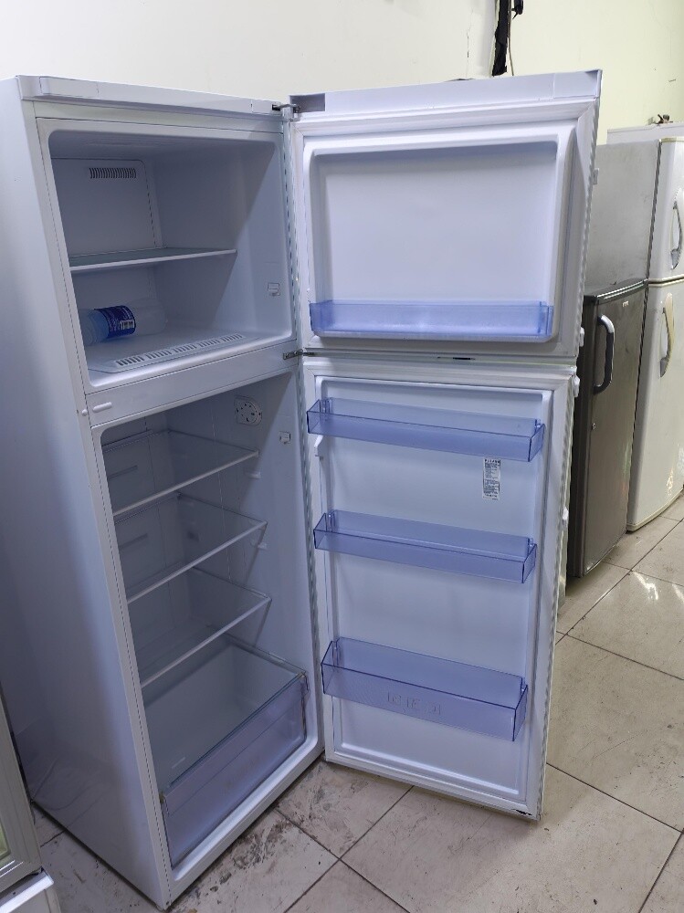 Beko Clean 500L Fridge For Sale - 2