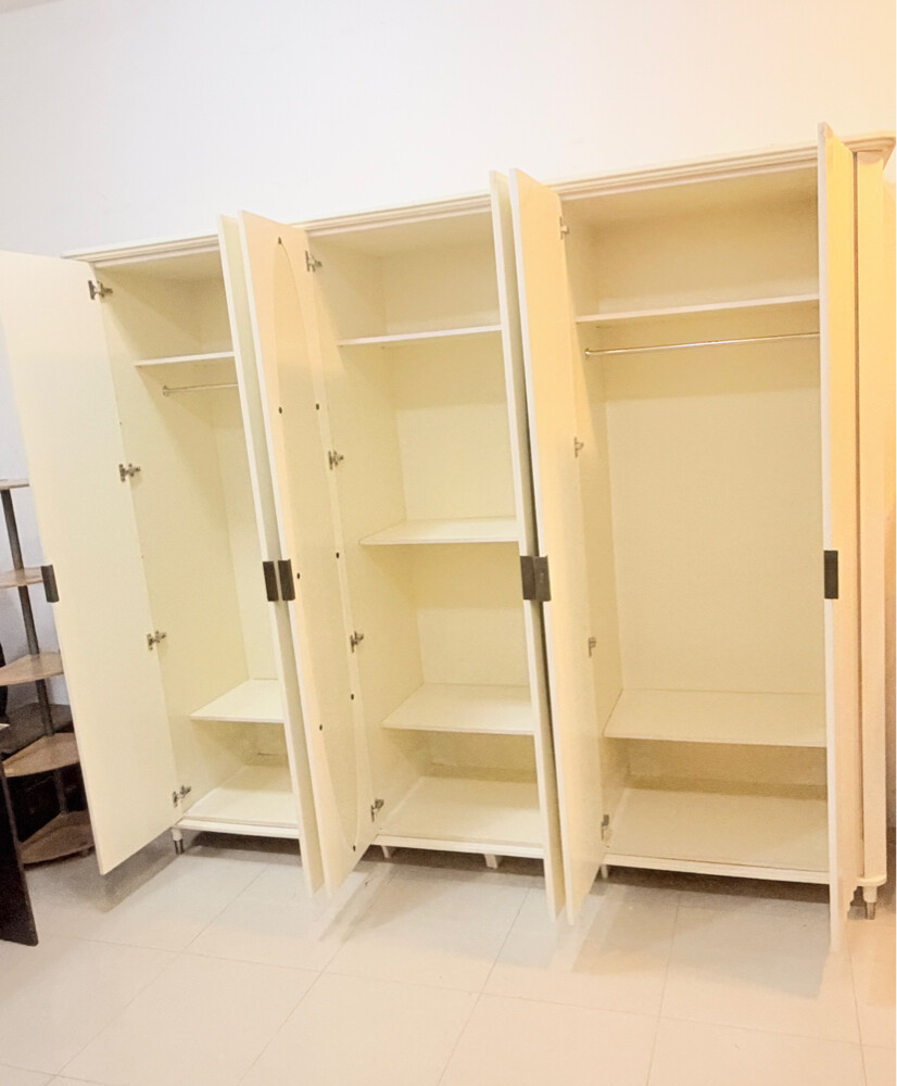 MIDAS Used 6 door wardrobe  - 4