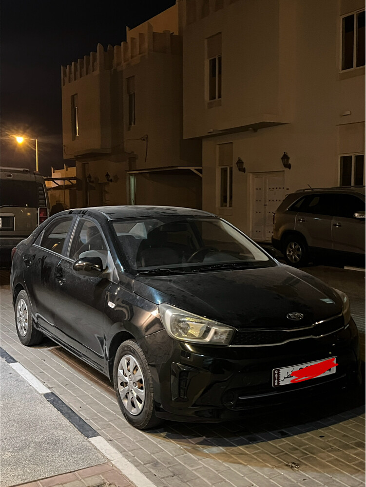 كيا بيجاس اسود - 1