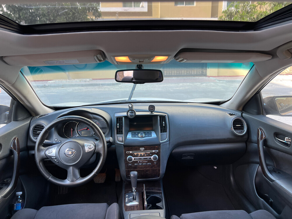 Nissan Mxima - 5