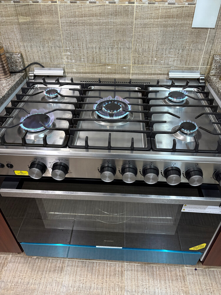 Sharp Gas Cooker for sle - 3