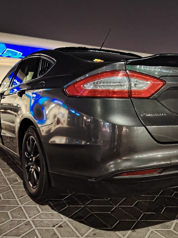 Ford fusion - 2