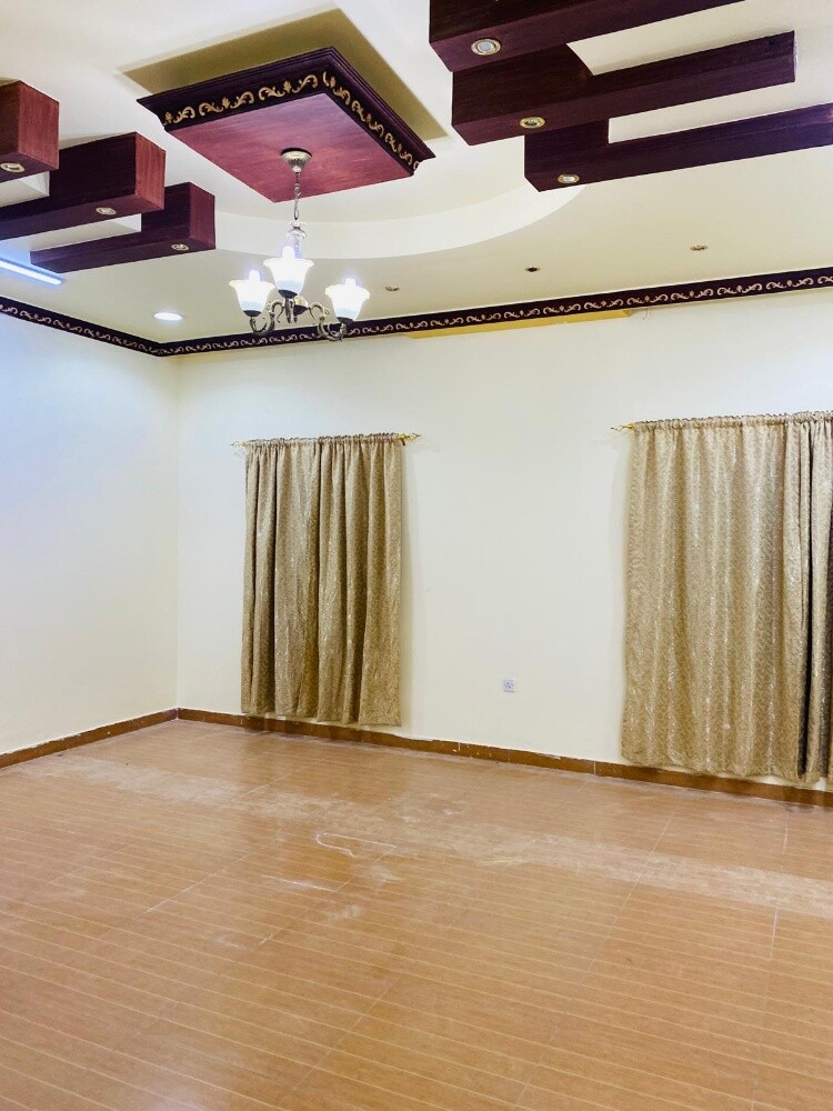فيلا سكنيه مقابل سباير - 8