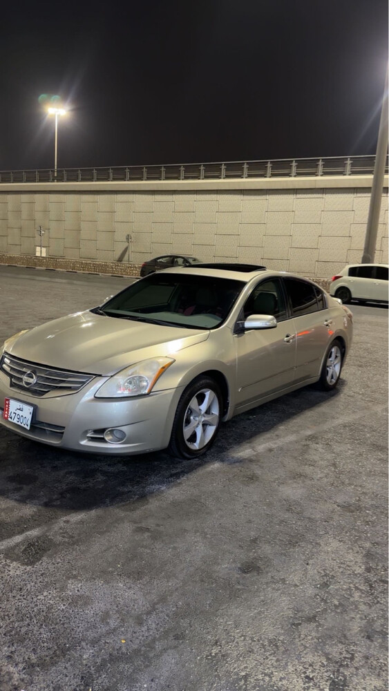 Nissan Altima - 11