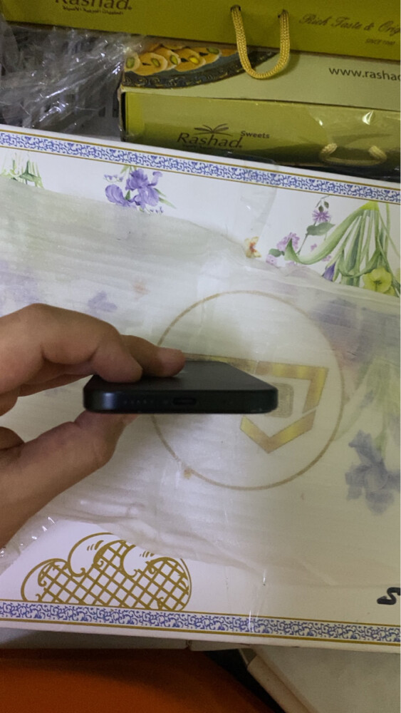 ايفون 16 - 6