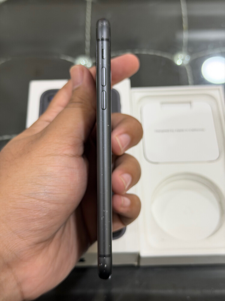 iphone 11 128 gb 79 battery - 3