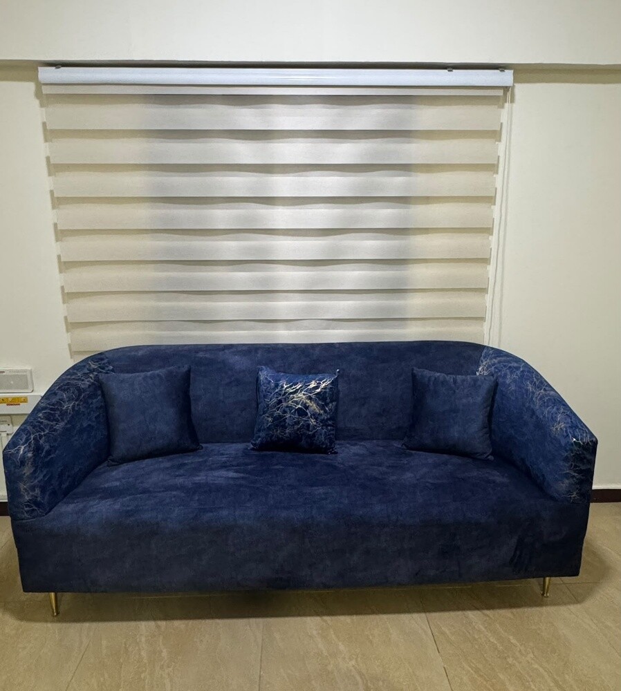 7 Seats sofa same new excelnt - 7