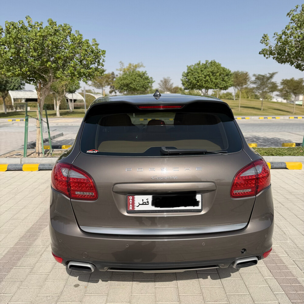 Porsche Cayenne 2011 - 6