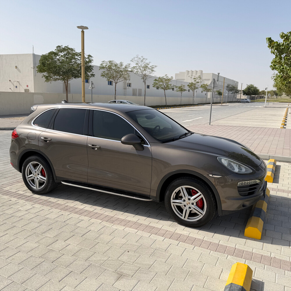 Porsche Cayenne 2011 - 3