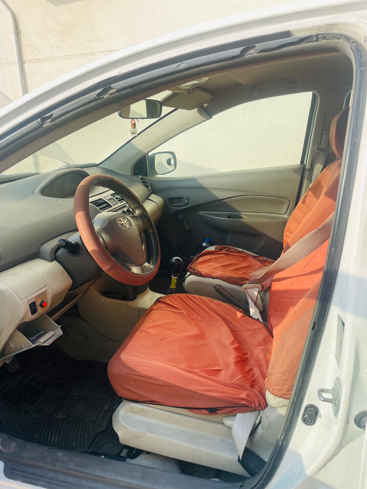 Toyota Yaris 2011 - 5