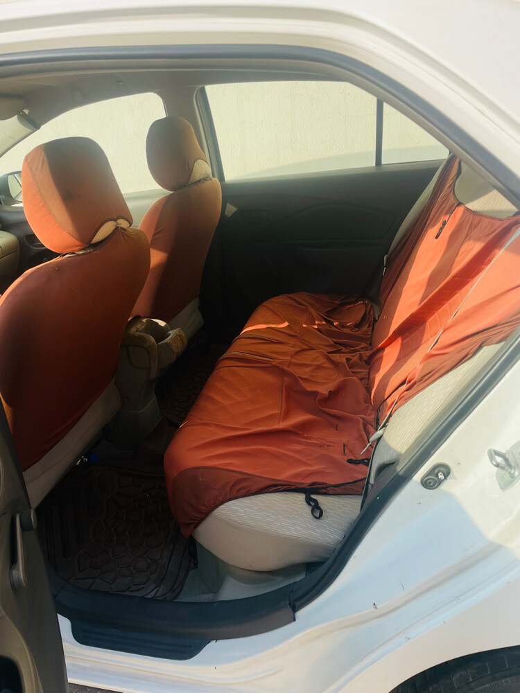 Toyota Yaris 2011 - 10