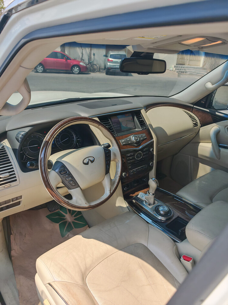Infiniti QX80 (400) – 2014 - 10