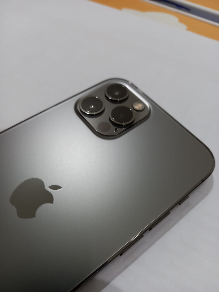 IPHONE 12 PRO - 2