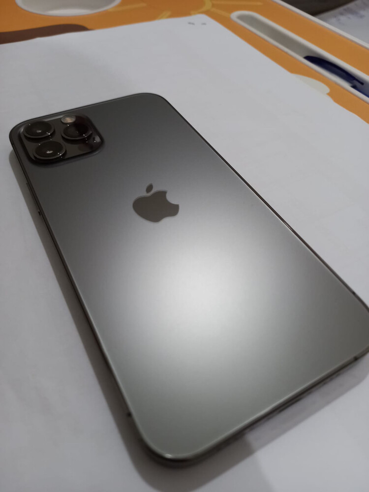 IPHONE 12 PRO - 1