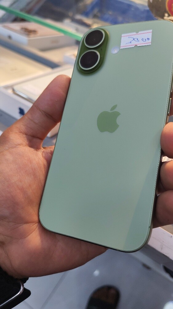 iPhone 17 - 2