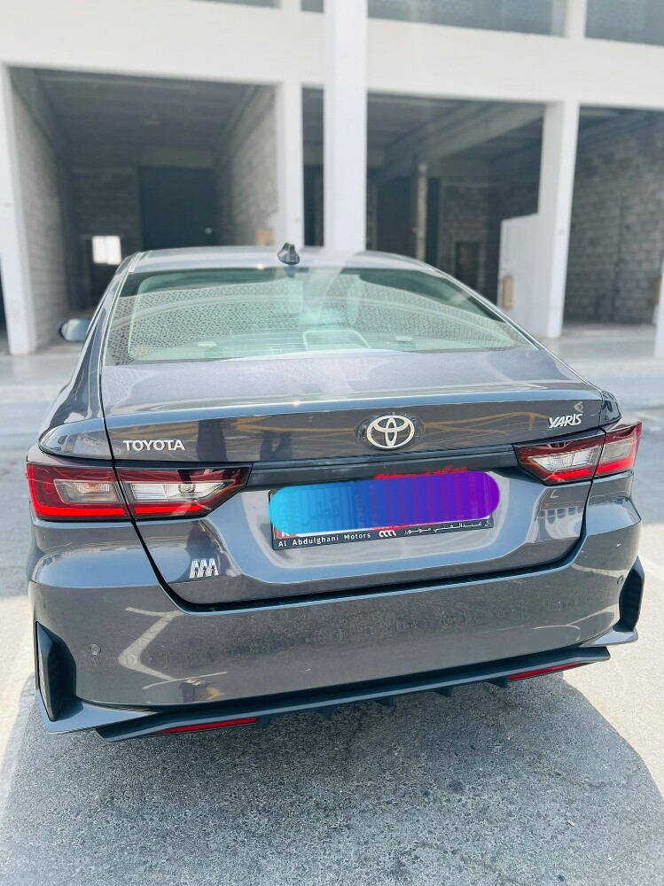 Toyota yaris mid -Option 2024 - 2