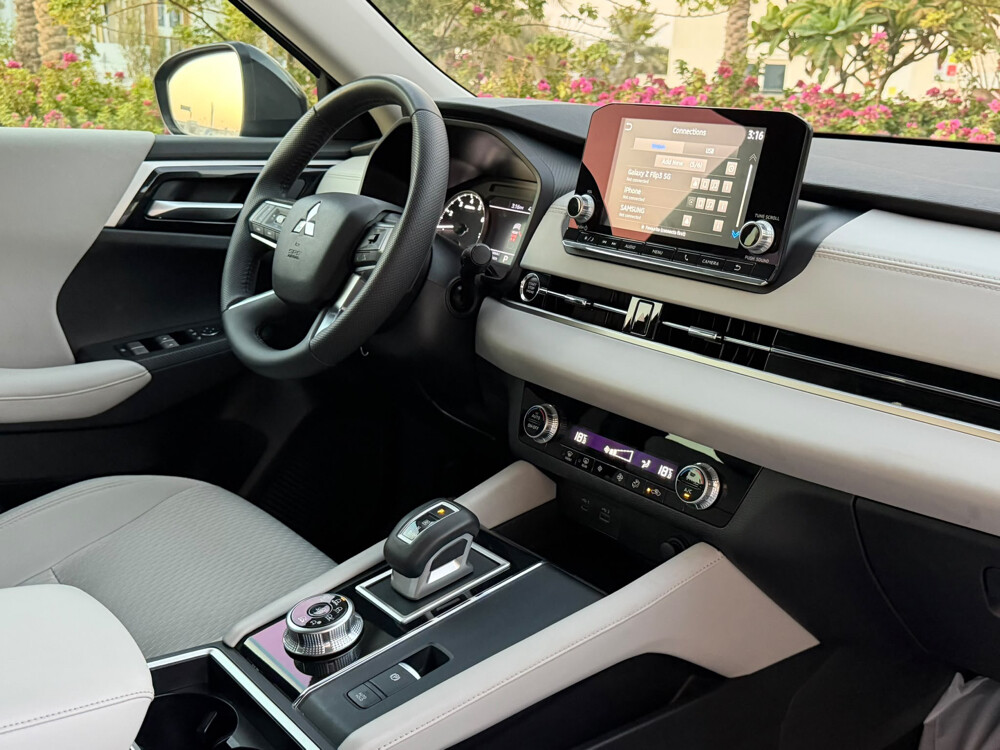 2025 Mutsubishi Outlander 2.5 - 9