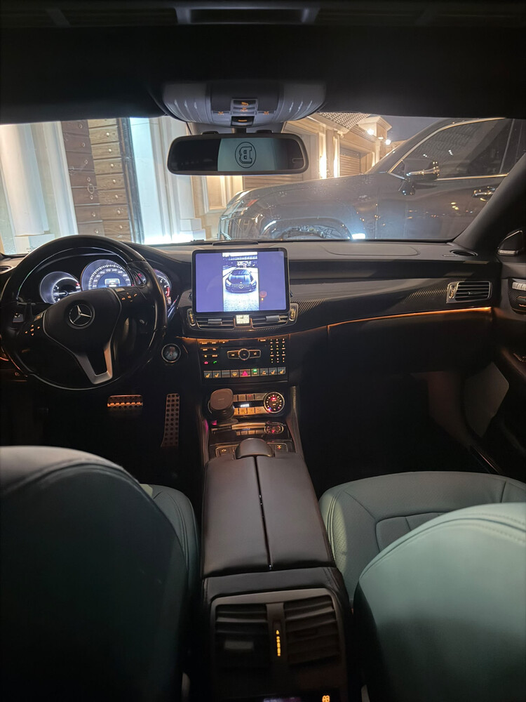 2013 CLS 500 full  low milage - 10