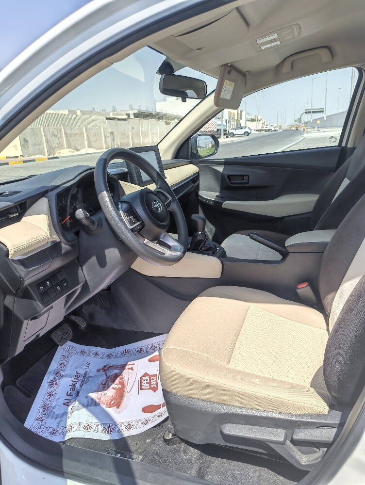 Yaris  2023 - 5