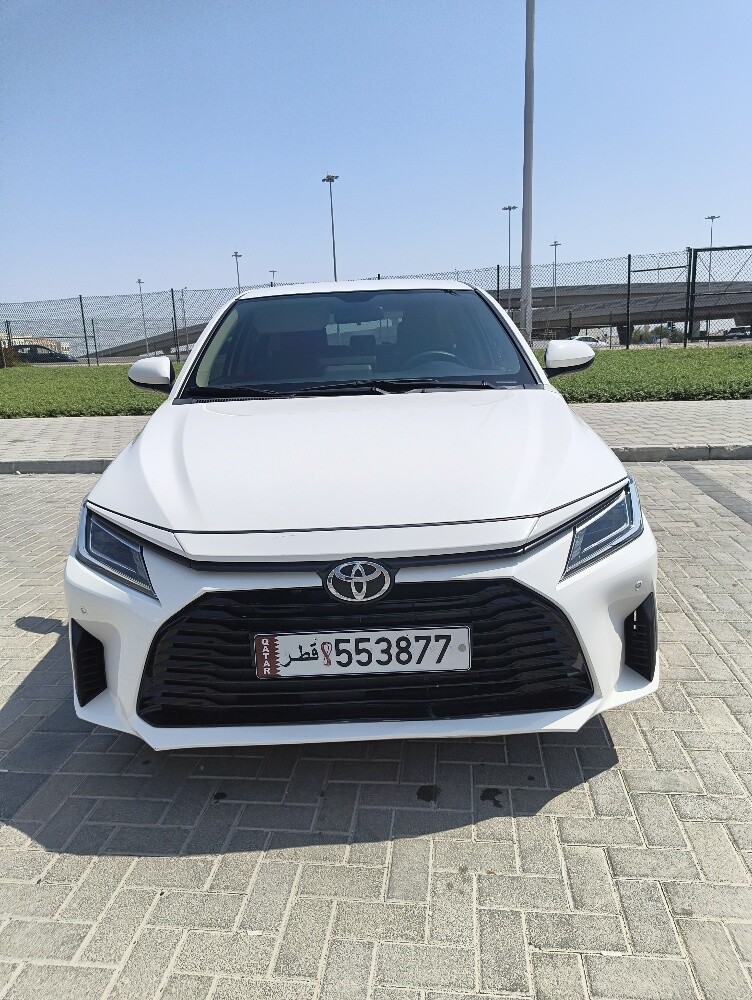 Yaris  2023 - 4