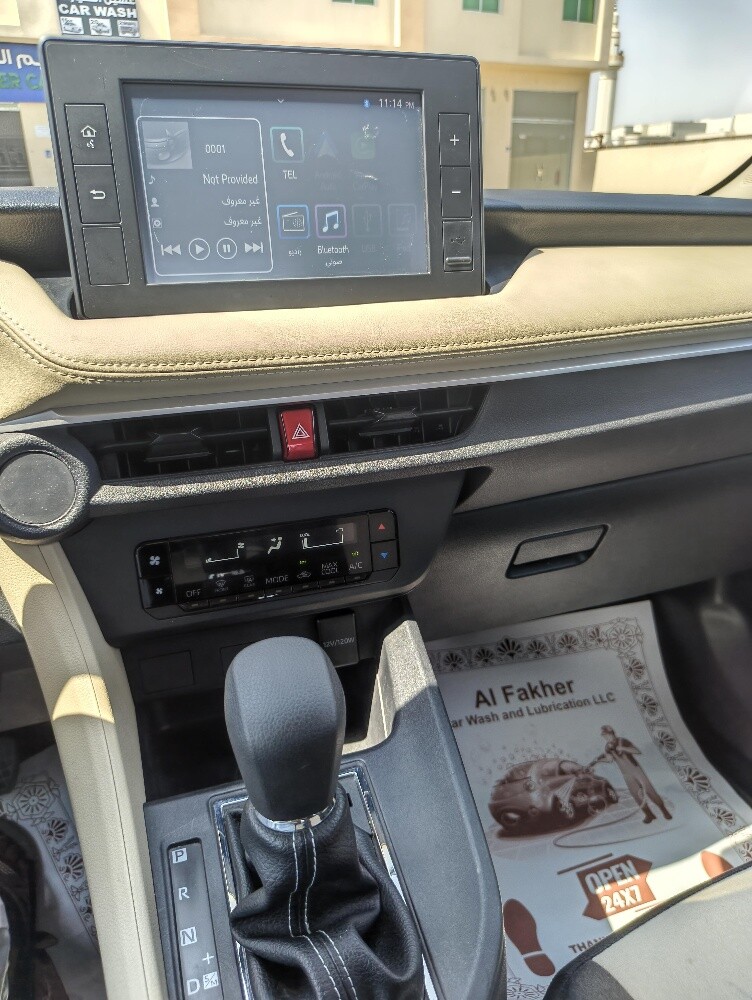Yaris  2023 - 8