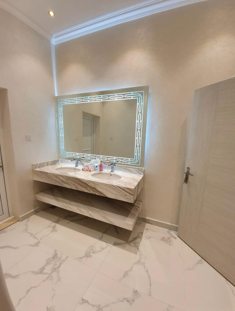 Bathroom mirrors - 7