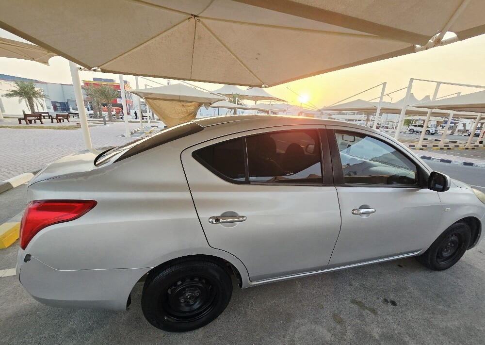 Perfect conditioned Nissan sunny - 13