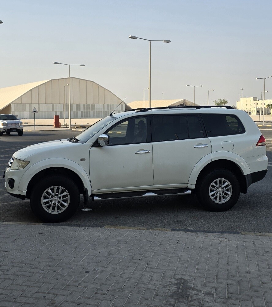 Mitsubishi PajeroSport 2015 - 9