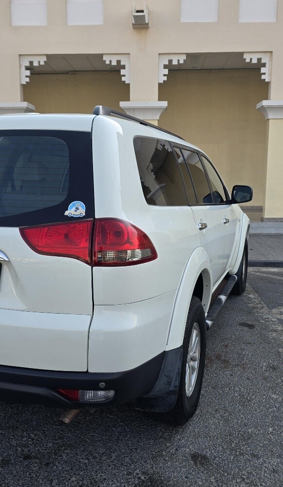 Mitsubishi PajeroSport 2015 - 3