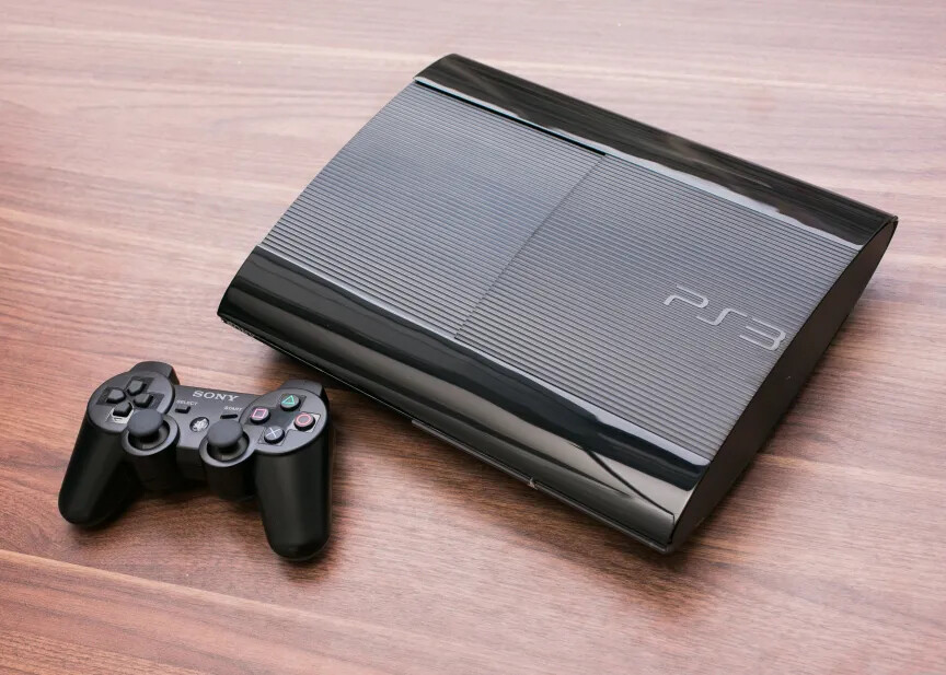 Sony PS3 500GB Hacked 3 Controllers - 1