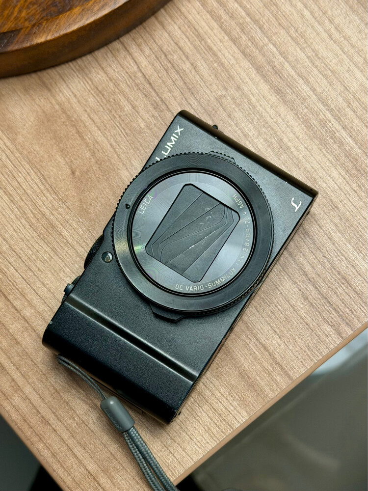 Panasonic Lumix dmc lx-9 - 2
