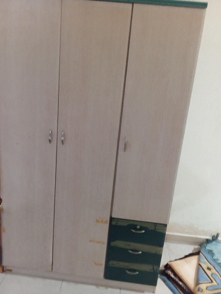 A wardrobe in good condition - 1
