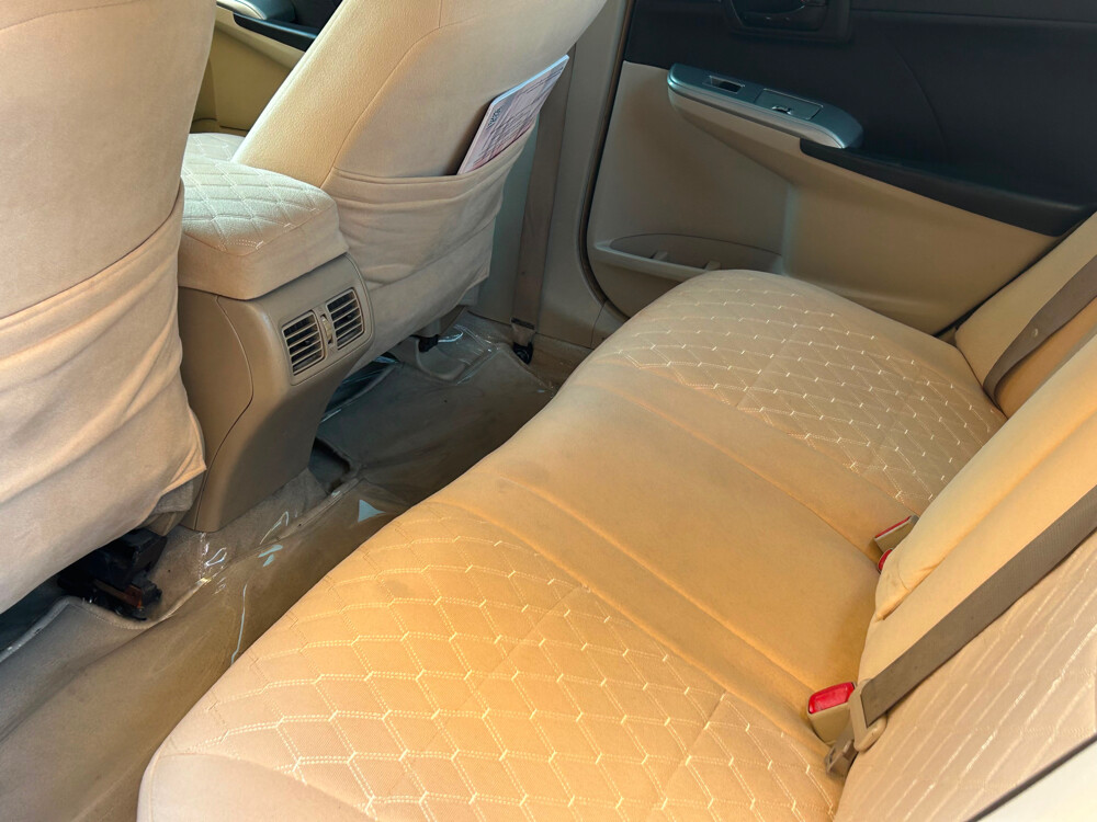 camry good condition  - 9