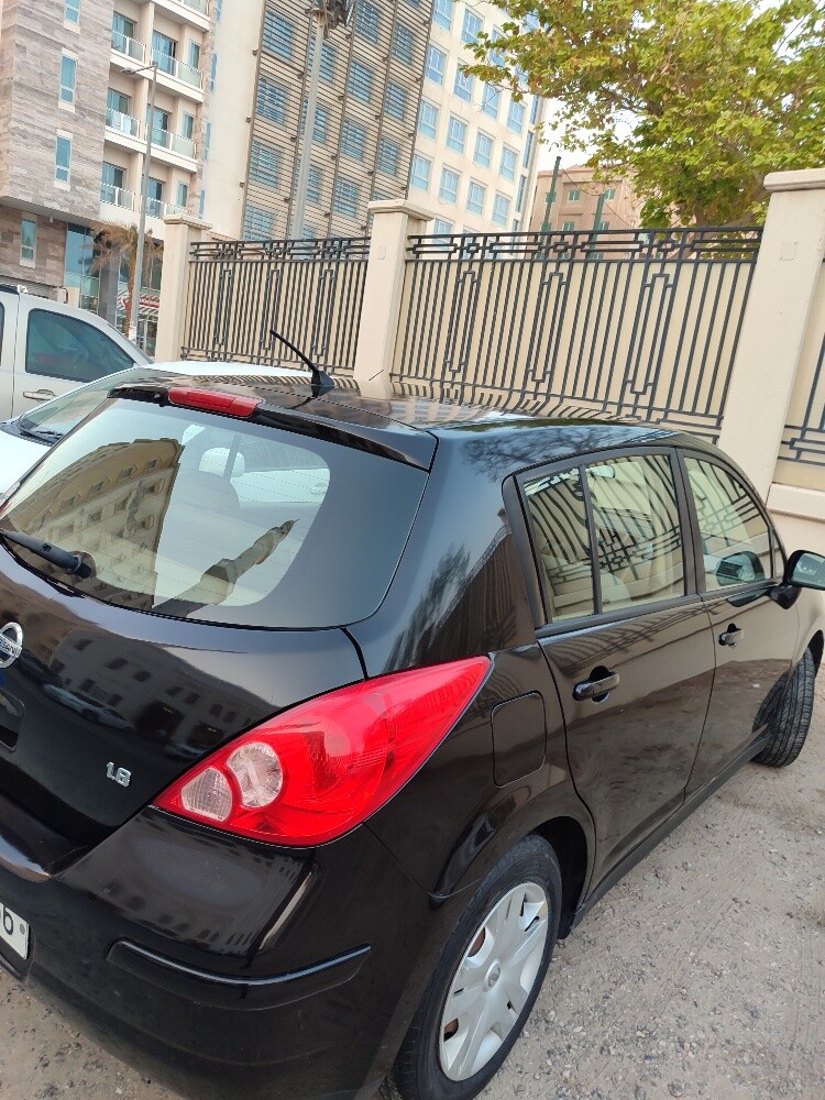 Nissan Tiida hutchback urgent sale - 1