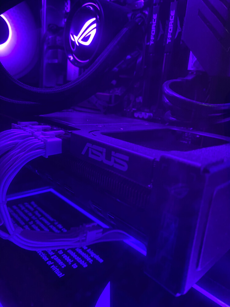 Asus prime 9070XT OC (READ DES) - 1
