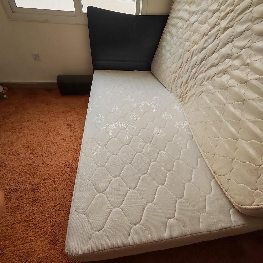 Single bed - 4