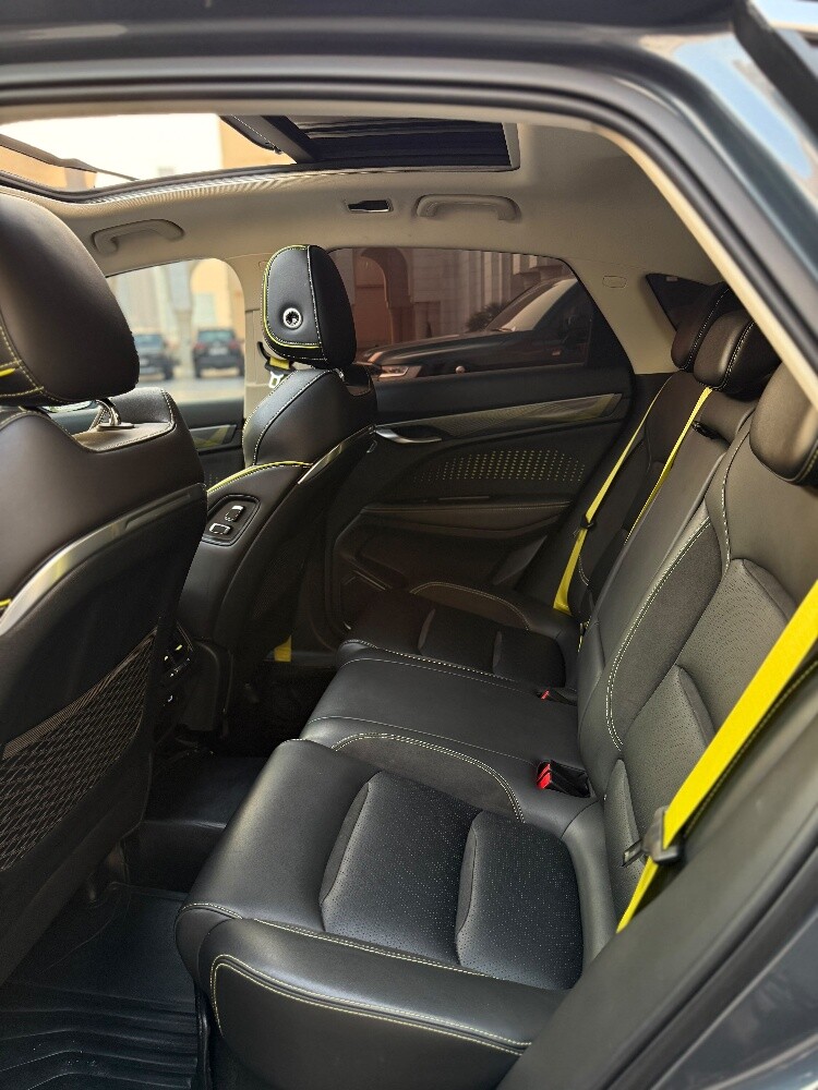 Geely tugella - 3