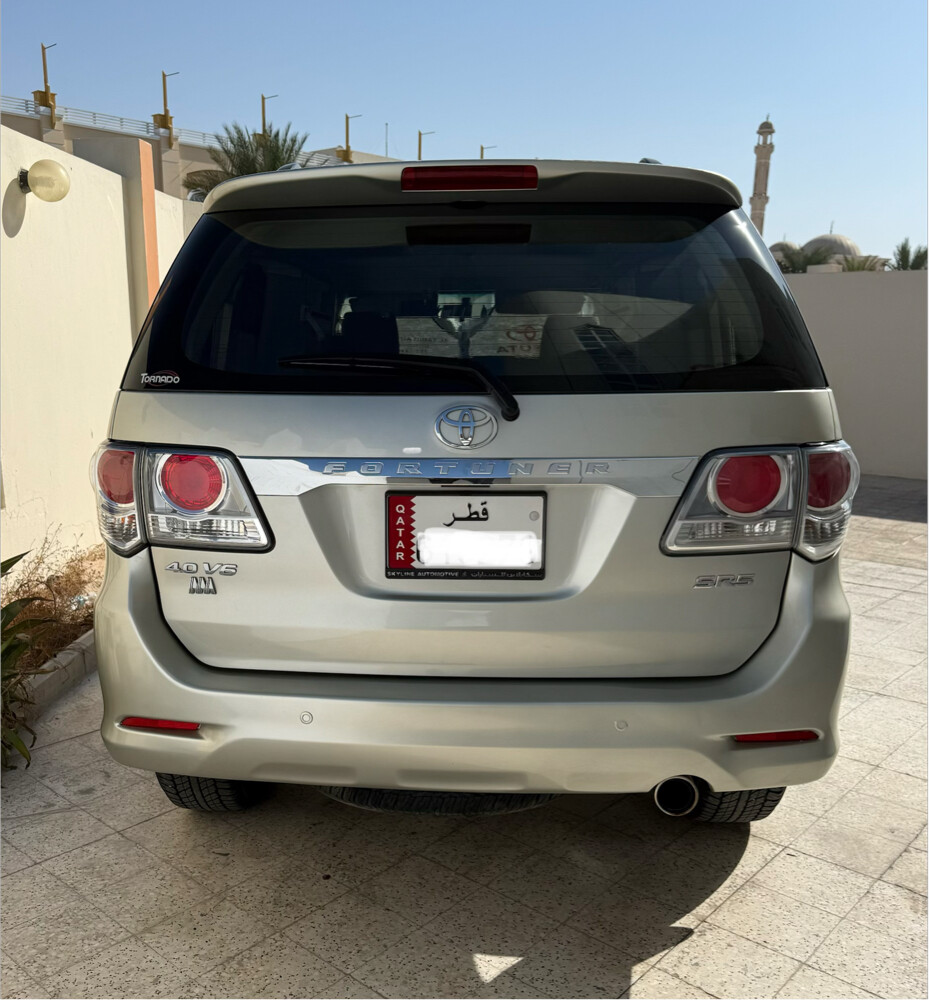 Toyota Fortuner SR5 V6 - 5