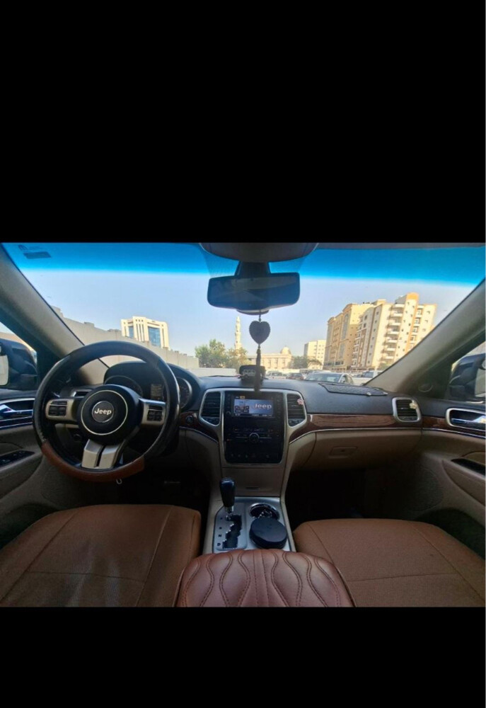 Jeep Grand Cherokee - 6