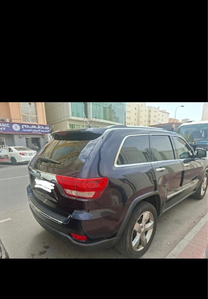 Jeep Grand Cherokee - 9