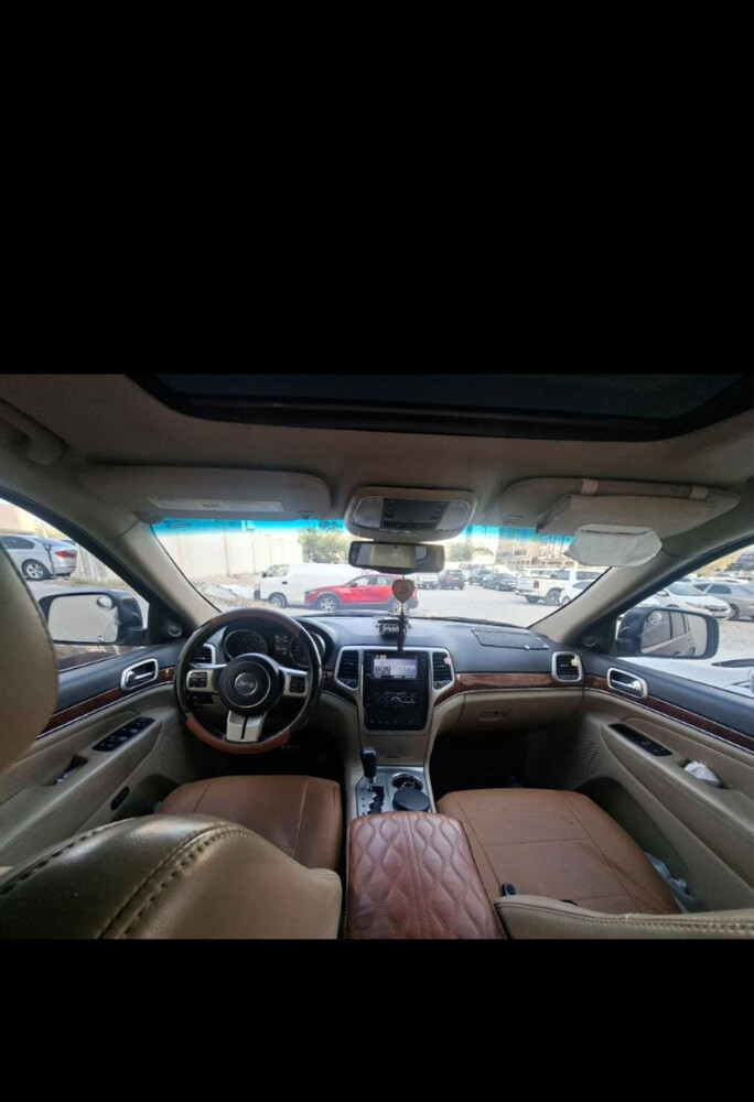 Jeep Grand Cherokee - 3