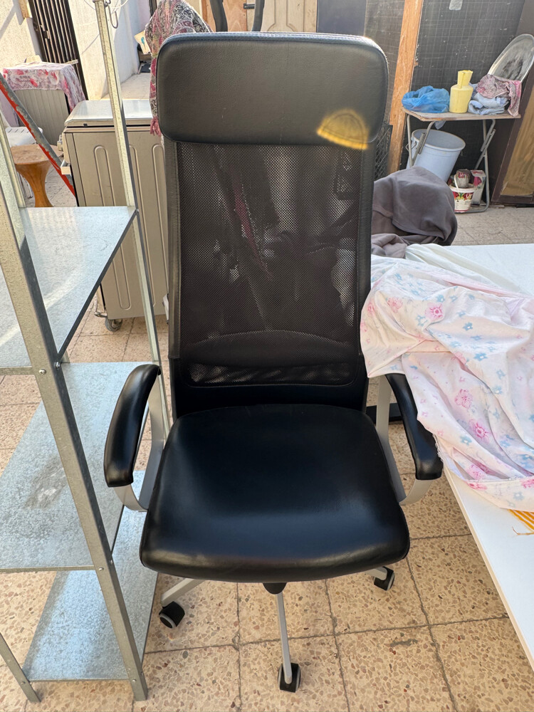 black office chair - 1