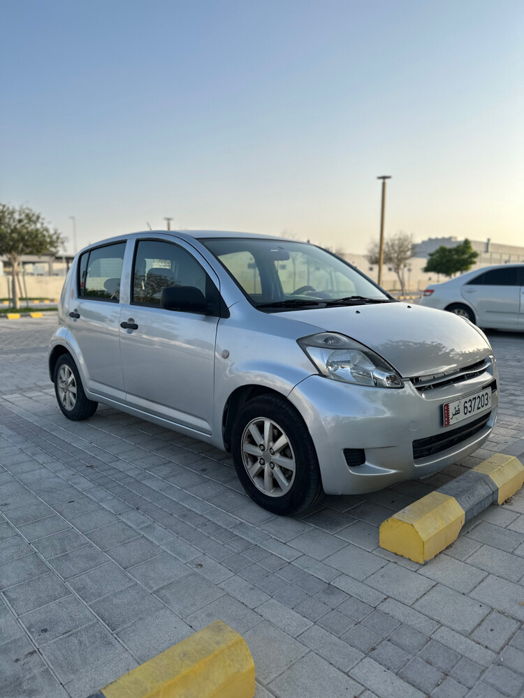 daihatsu sirion 2014 - 5