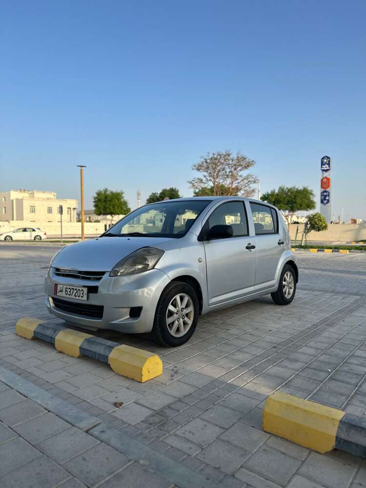 daihatsu sirion 2014 - 1