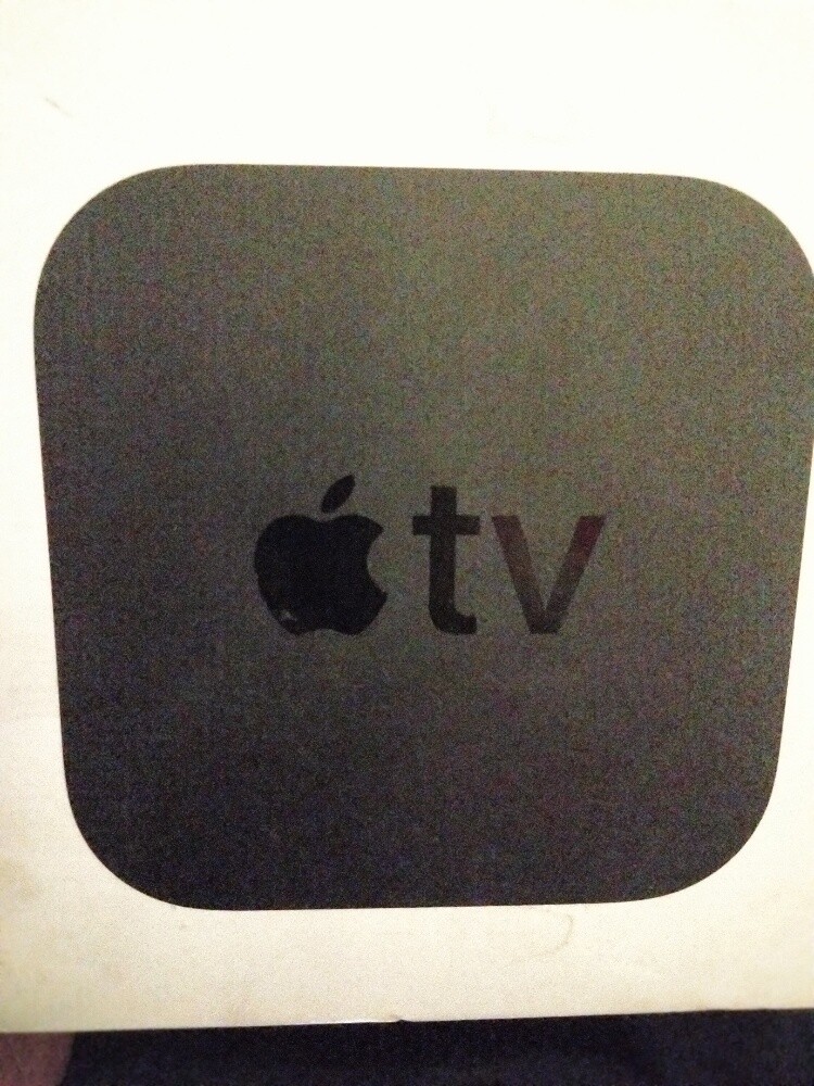Apple TV 4K 64gb First Gen New - 1