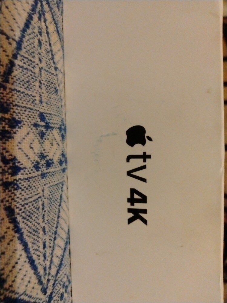 Apple TV 4K 64gb First Gen New - 3