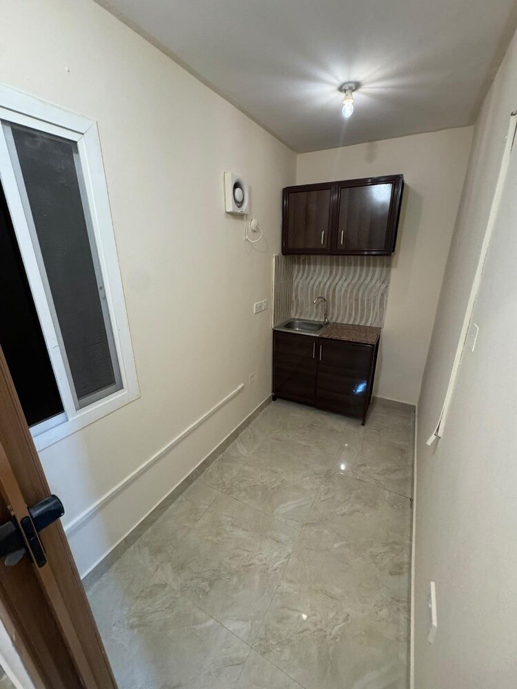 stodio bent house in khartyat - 4