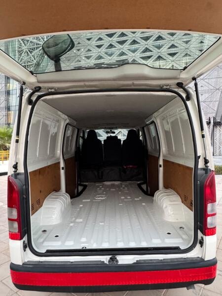 Toyota Hiace 2016 - 5